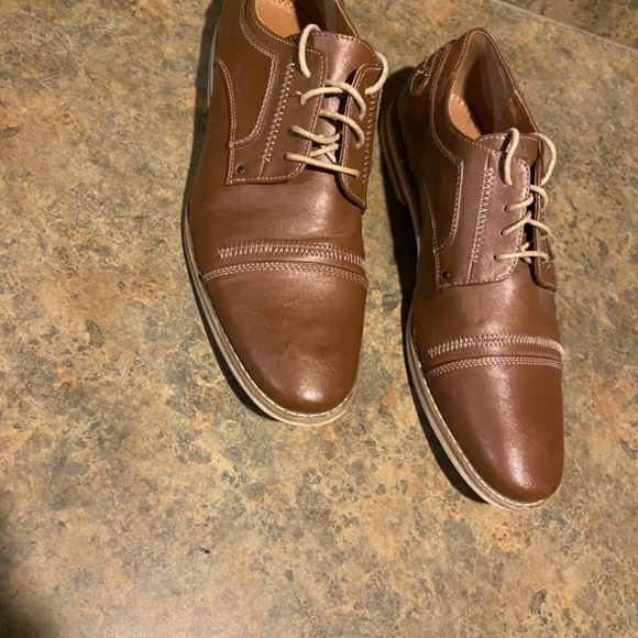 Men’s Day Five swanks - Picture 3 of 5